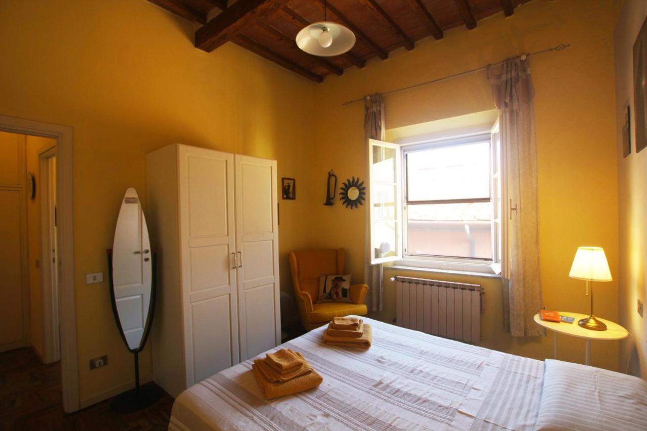 Suite Tra I Tetti Con Bagno Privato Pisa Bagian luar foto