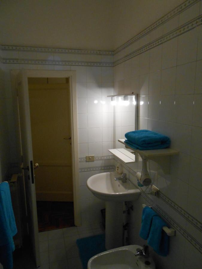 Suite Tra I Tetti Con Bagno Privato Pisa Bagian luar foto